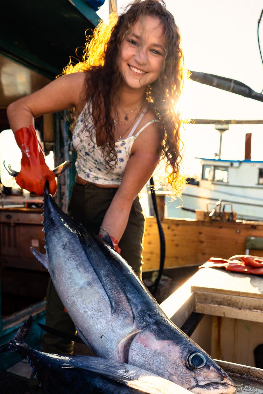 Photoshoot for fish with girl